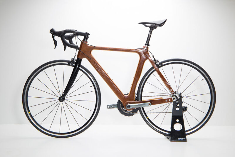 Velora - Road Bike - Image 5